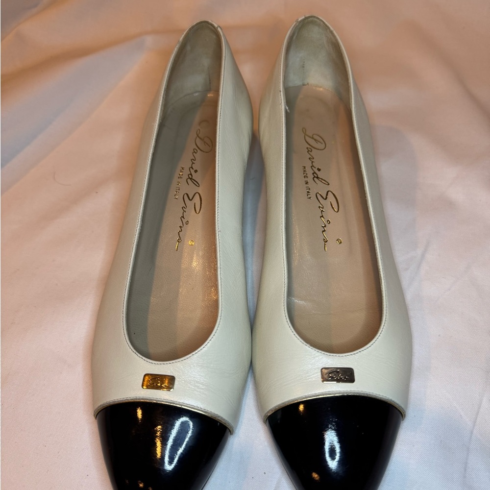 Vintage David Evins Women's Black and White Leather Shoes